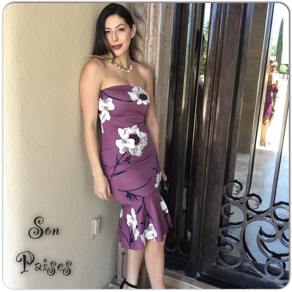 Strapless Dress~ Lilac~ Small Only-CLEARANCE - Picture 2 of 6